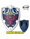 Escudo Hylian Shield de la serie The Legend of Zelda, con acabado metálico, el símbolo de la Trifuerza