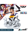 Figura coleccionable Banpresto Senkozekkei de Monkey D. Luffy Gear 4 flotando sobre nube de humo en pose de ataque