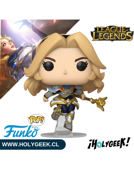 Lux mostrando los detalles de su armadura, su cabello rubio y los acabados del báculo mágico